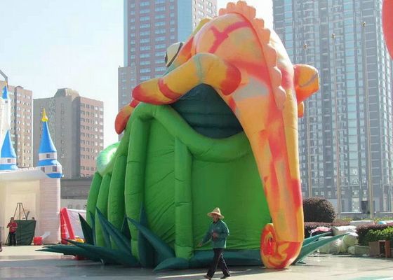 Parque inflable de la aventura del diseño del camaleón, casa inflable de la despedida con la diapositiva