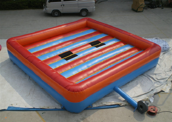 arena deportiva inflable del PVC de 0.55m m, fuerza de alta resistencia de los juegos inflables gigantes