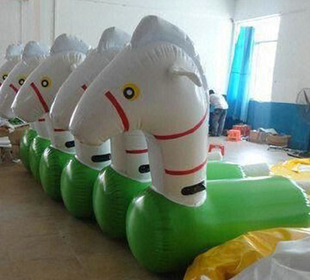 Diversión que juega carrera de caballos inflable de los deportes de los juguetes de la lona segura inflable del PVC