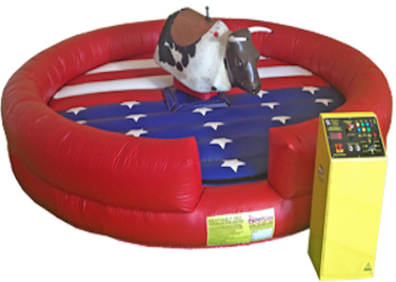 2 años de la garantía de arena inflable del montar a caballo, juegos inflables de los deportes con la máquina del paseo de Bull del rodeo