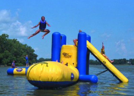 Juguetes inflables del lago alta safety, juguetes de la piscina de la diversión con gota inflable del agua