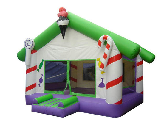 casa inflable de la Navidad del PVC de la longitud de los 4m, rasgón inflable de la casa del salto resistente