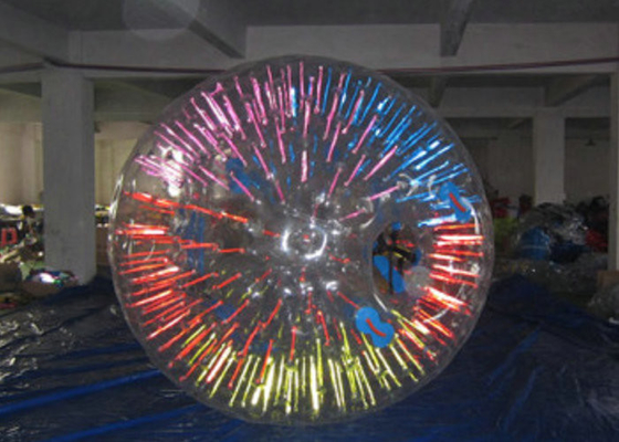 La bola clasificada ser humano de cogida del hámster del ojo, explota la bola LED del hámster iluminada