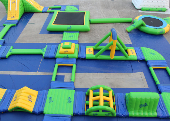 El impermeable explota el parque del agua, parque inflable Environmently del tobogán acuático amistoso