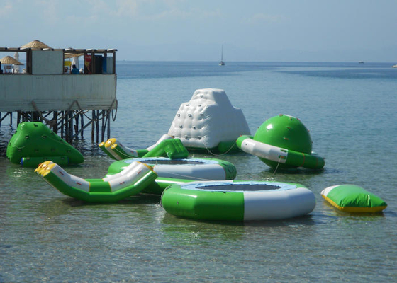 Parque flotante inflable del agua de los juegos divertidos del agua para los adultos y los niños WK-004