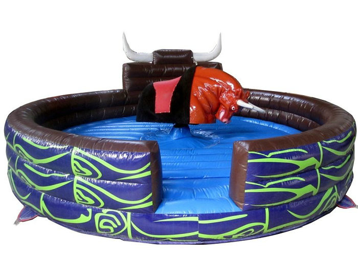 2 años de la garantía de arena inflable del montar a caballo, juegos inflables de los deportes con la máquina del paseo de Bull del rodeo