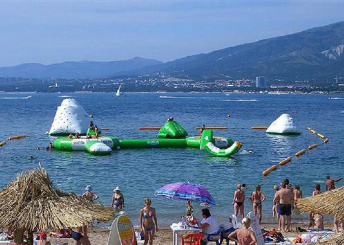 Parque flotante inflable del agua de los juegos divertidos del agua para los adultos y los niños WK-004